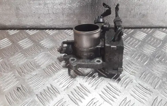 Toyota Corolla E120 E130 Throttle valve 27020