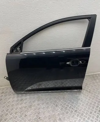 KIA Sportage Front door