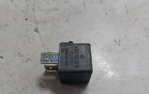 Mercedes-Benz ML W163 Other relay A0025422619