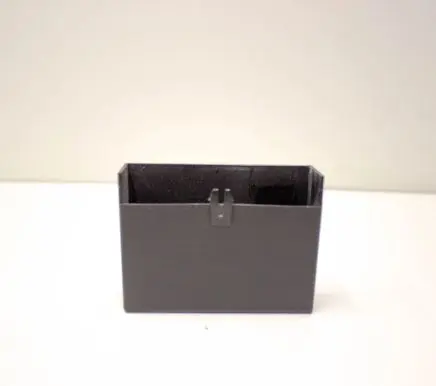 Jaguar XK8 - XKR Fuse box cover LJA6735AB
