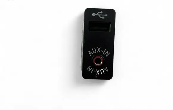 BMW 5 F10 F11 AUX in-socket connector 9237653