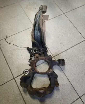 Land Rover Discovery 4 - LR4 Front wheel hub H223K186AB