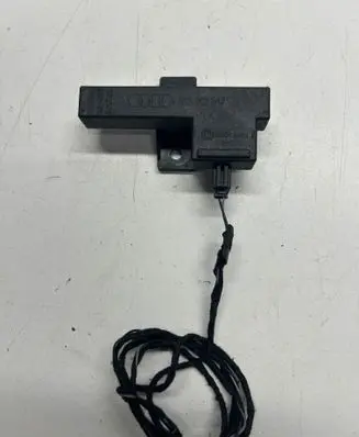 Audi A5 Keyless (KESSY) go control unit/module 8K0907247 33542221