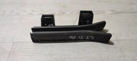 Fiat Tipo Rear door windshield rail 52008495