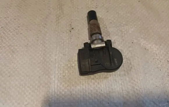 BMW 3 F30 F35 F31 Tire pressure sensor 6855539