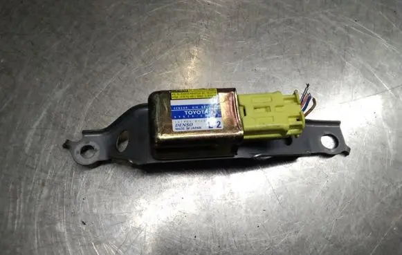 Lexus ES 250 - 300 - 330 Airbag deployment crash/impact sensor 8983433030 1879000160