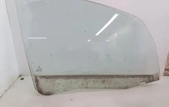 Mitsubishi Colt Front door window glass four-door 43R00048