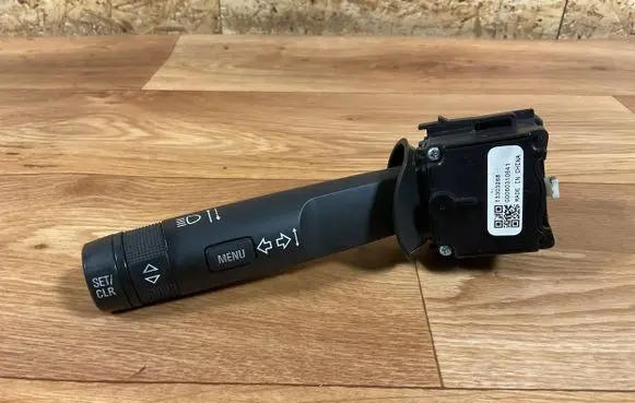 Opel Insignia A Indicator stalk 13303268 00060310641