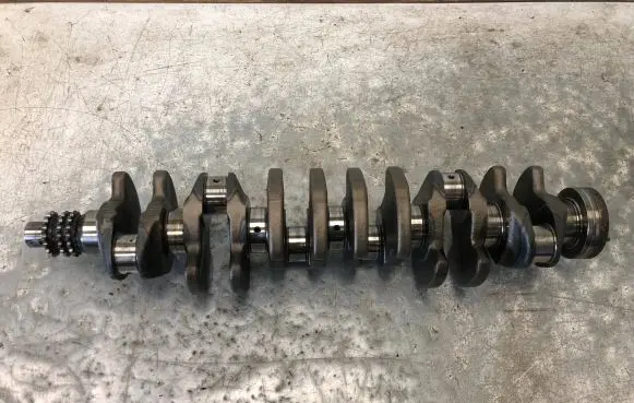Mercedes-Benz E W211 Crankshaft R61300A