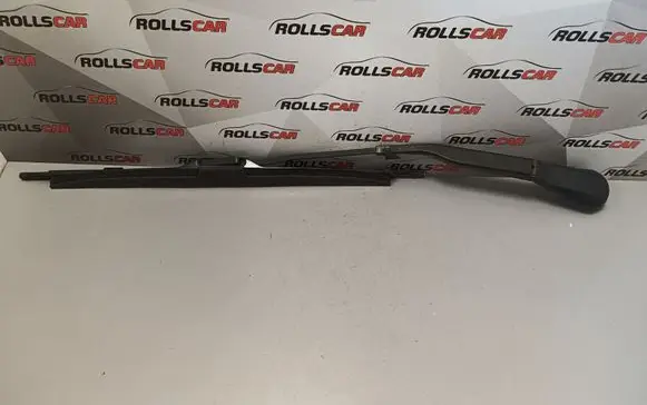 BMW 7 E38 Front wiper blade arm 61618215609
