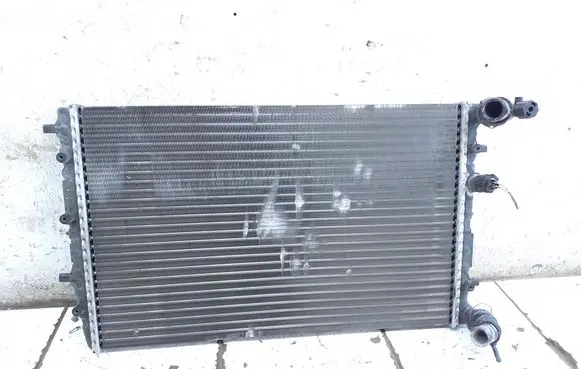 Skoda Fabia Mk1 (6Y) Coolant radiator 6Q0121253Q