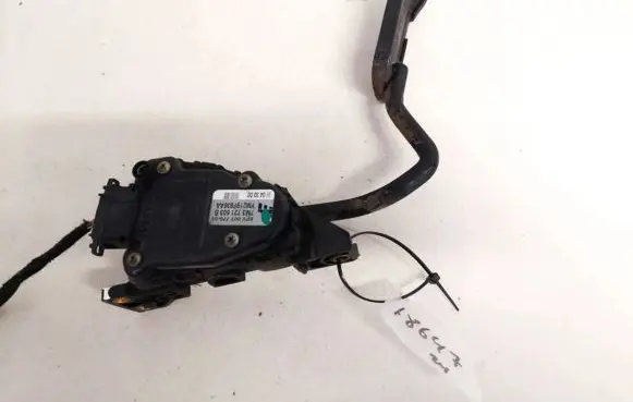 Volkswagen Sharan Accelerator throttle pedal 7m3721603b ym219f836aa