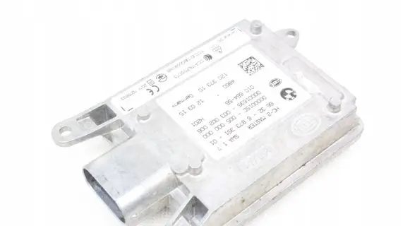 BMW X3 F25 Blind spot module 6873351