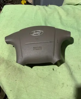 Hyundai Sonata Steering wheel airbag H3DS3121530011