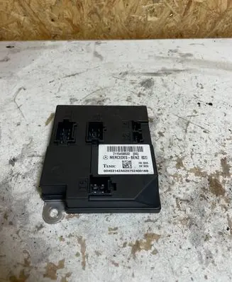 Mercedes-Benz CLS C218 X218 Comfort/convenience module 2115458532