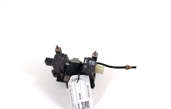 Rolls-Royce Phantom 7th Gen Series 1 Valve 4725525660