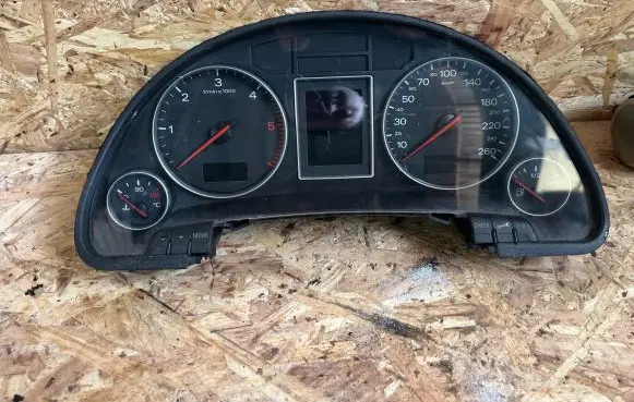 Audi A4 S4 B6 8E 8H Speedometer (instrument cluster) 8E0920900G 5132200556 0263626000