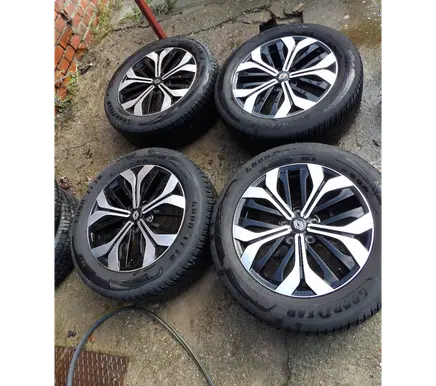 Renault Austral R18 alloy rim 403007567r
