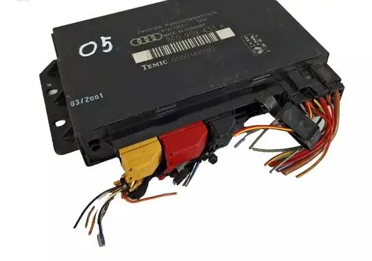 Audi A4 S4 B6 8E 8H Comfort/convenience module 8E0959433K