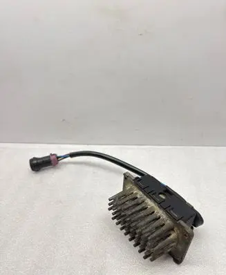 Audi A8 S8 D2 4D Heater blower motor/fan resistor 4D0820521A 5DS00645505