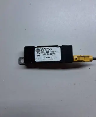 Volkswagen Touareg I Antenna control unit 7L6035552A VW756