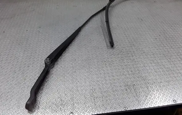 Renault Espace - Grand espace IV Windshield/front glass wiper blade 8200014895E