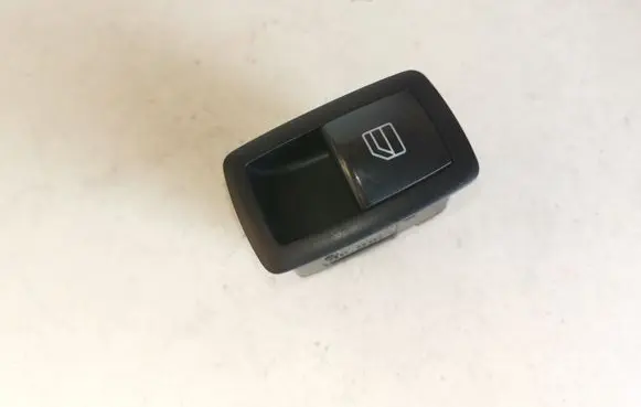 Mercedes-Benz ML W164 Electric window control switch A2518200510