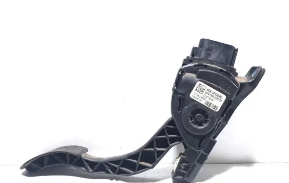 Volvo XC70 Accelerator throttle pedal