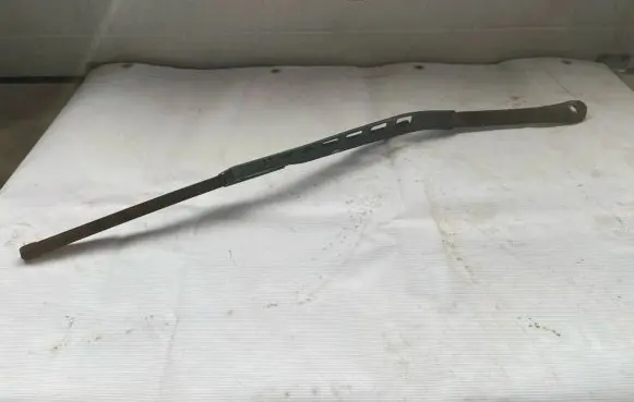 BMW 6 E63 E64 Front wiper blade arm 7036099