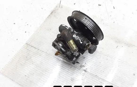 Volkswagen PASSAT B5 Power steering pump 1900tdi 85kw 8d0145177