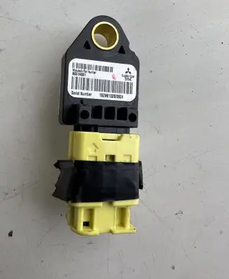 Peugeot 4007 Airbag deployment crash/impact sensor 8651A001 39754C