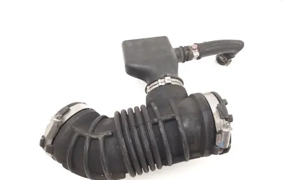 Renault Laguna III Air intake duct part 8200506551C 8200581066