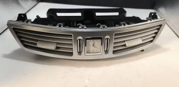 Mercedes-Benz S W221 Dash center air vent grill A2218300954