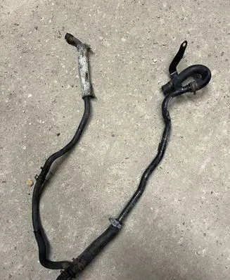 Jeep Grand Cherokee (WK) Engine coolant pipe/hose