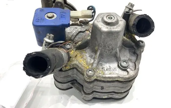 Dacia Duster II LP gas reducer AT09