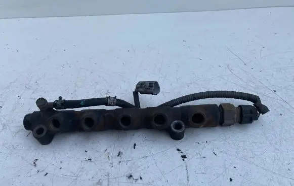Toyota Previa (XR30, XR40) II Fuel main line pipe 8945812020