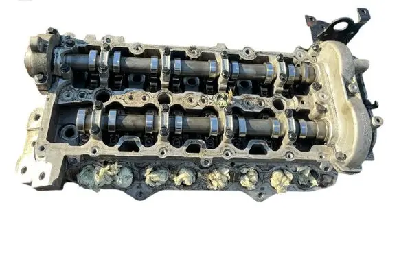 Volvo V60 Engine head 31430110