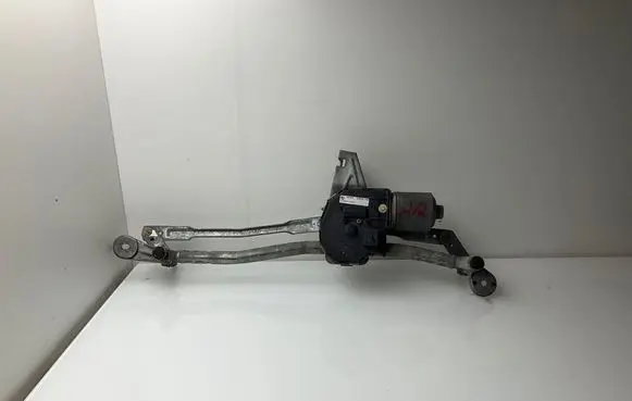 BMW 5 GT F07 Front wiper linkage and motor 7251015 3397021 7220539