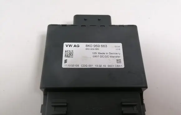 Audi A4 S4 B8 8K Voltage converter inverter 8K0959663