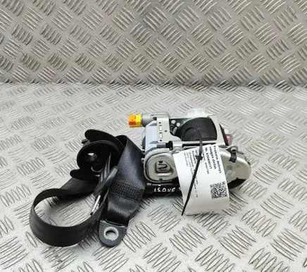 Audi Q7 4M Front seatbelt 4M0857706B