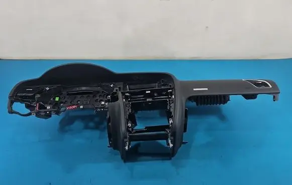 Audi A5 8T 8F Dashboard IMPRK1572216