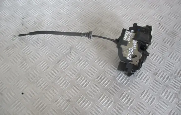 KIA Ceed Front door lock