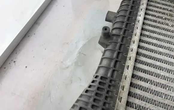Volkswagen PASSAT B6 Intercooler radiator 3C0145805G