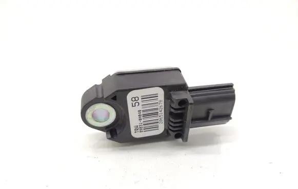 Toyota Aygo AB40 Airbag deployment crash/impact sensor 898310H040