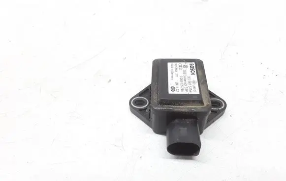 Volkswagen PASSAT B5.5 ESP acceleration yaw rate sensor 8E0907637A
