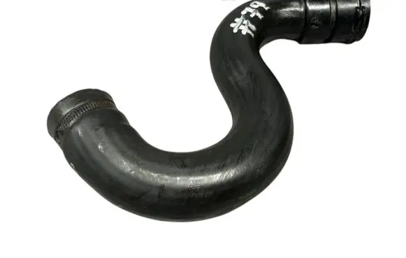 Volvo S80 Engine coolant pipe/hose 6G918260JB
