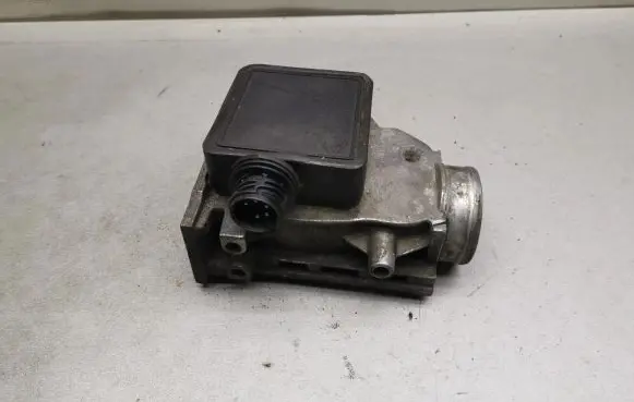 BMW 3 E36 Mass air flow meter 0280200204 1734651