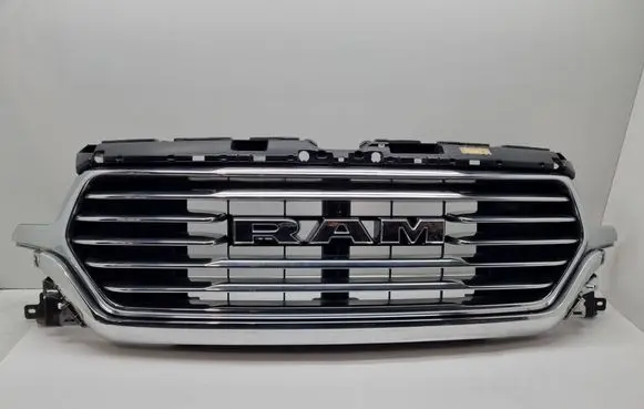 Ram 1500 Front bumper upper radiator grill 6000031AA 6000031