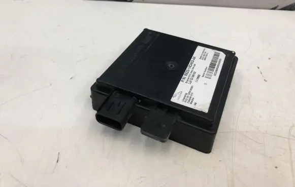 Jaguar XF X250 Blind spot module 8X2314D453AK