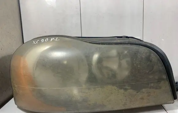 Volvo XC90 Headlight/headlamp 30744012